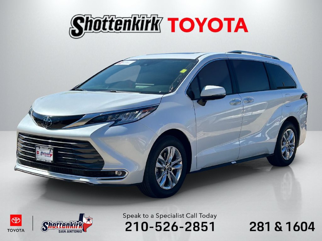 Used 2026 Toyota Sienna Limited AWD/4WD image 1