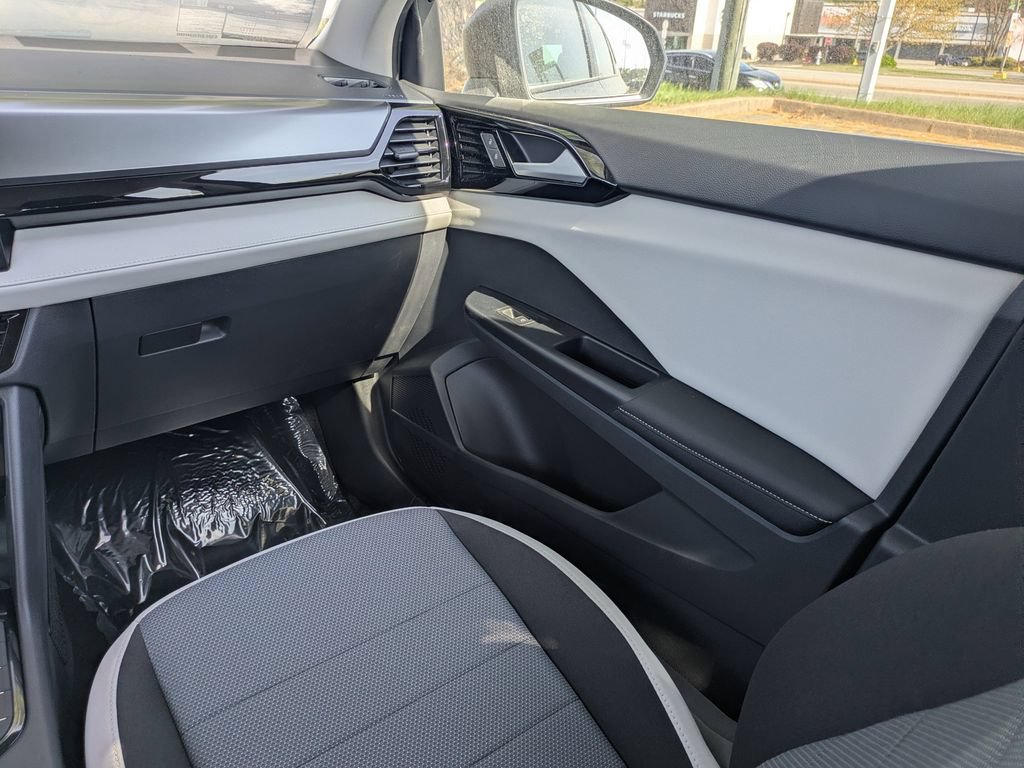 New 2026 Volkswagen Taos S FWD image 17