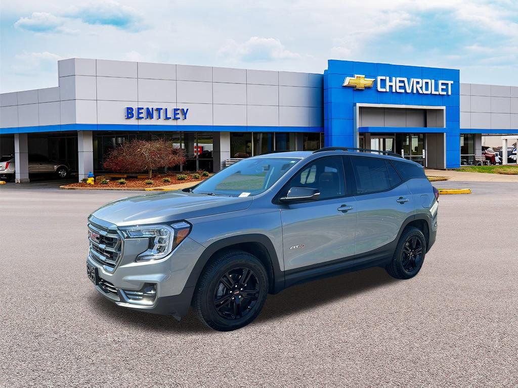 Used 2024 GMC Terrain AT4 image 1