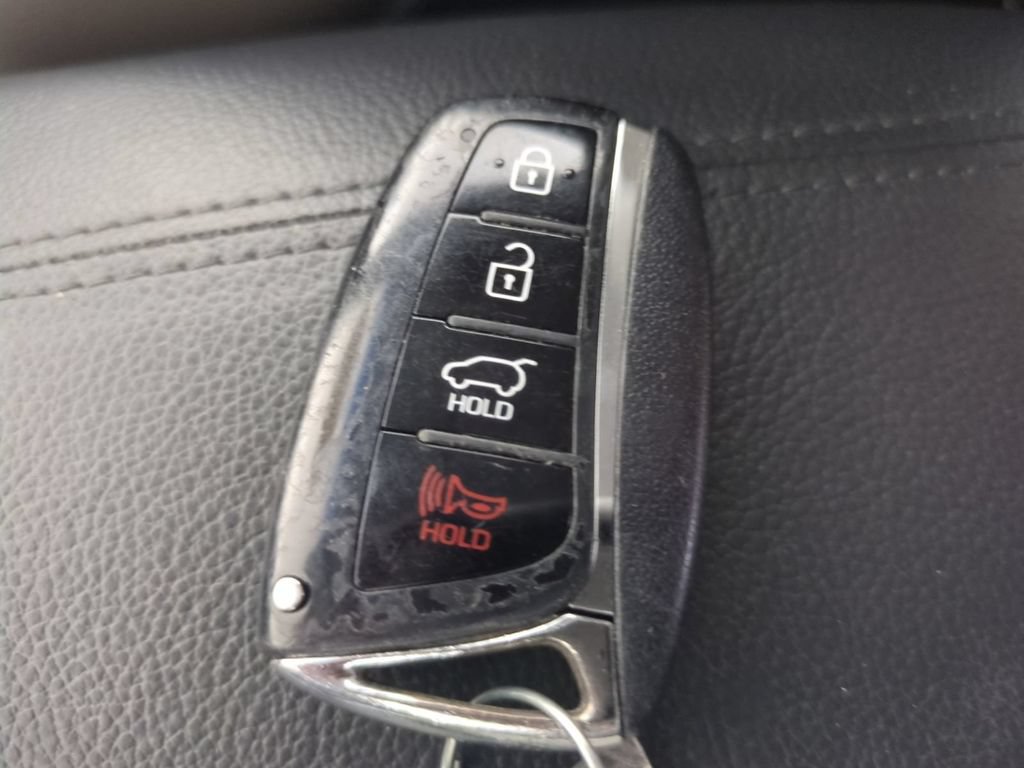 Used 2018 Hyundai Santa Fe Sport FWD image 38