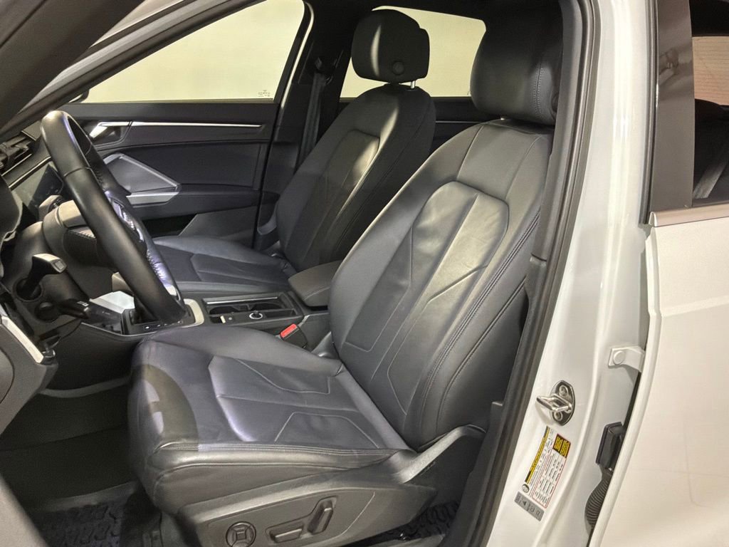 Used 2019 Audi Q3 2.0T Premium Plus image 7