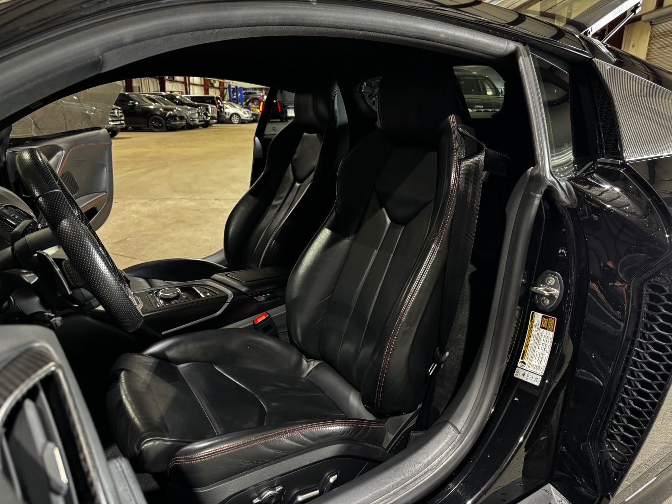 Used 2017 Audi R8 V10 plus image 17