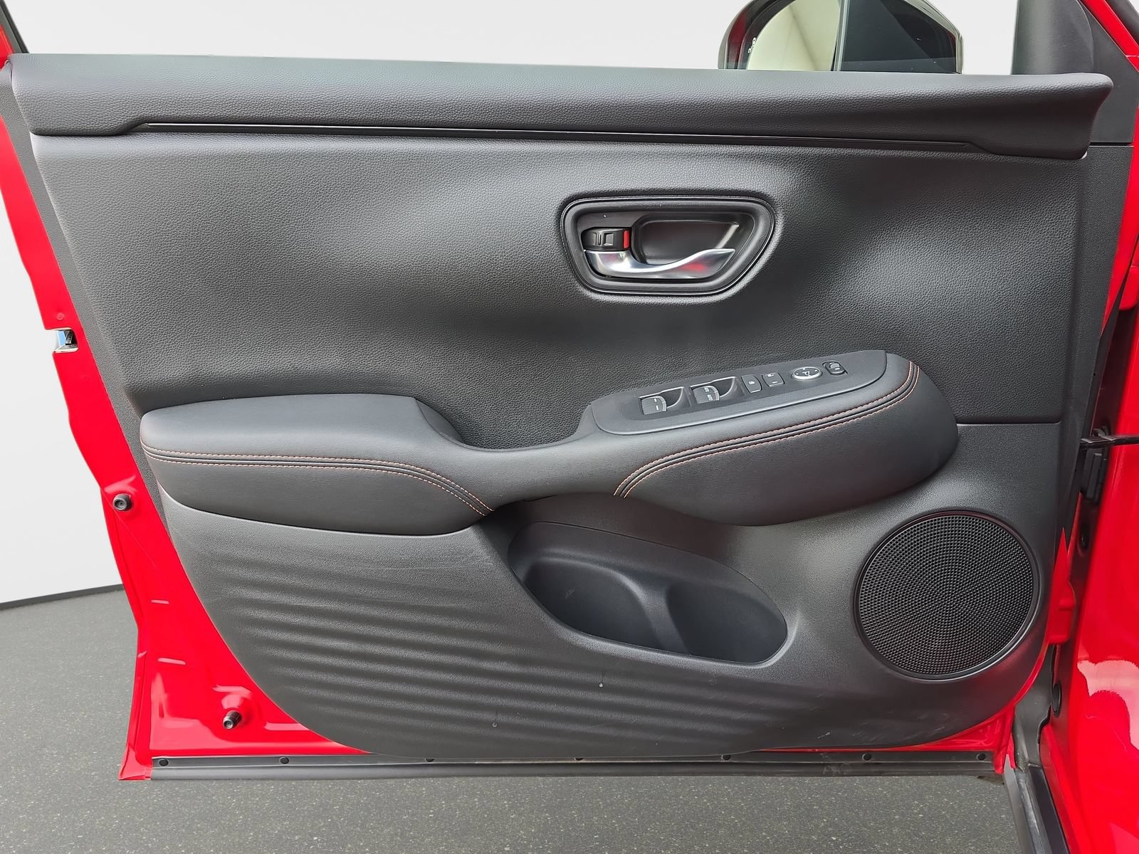 Certified 2024 Honda HR-V Sport image 24