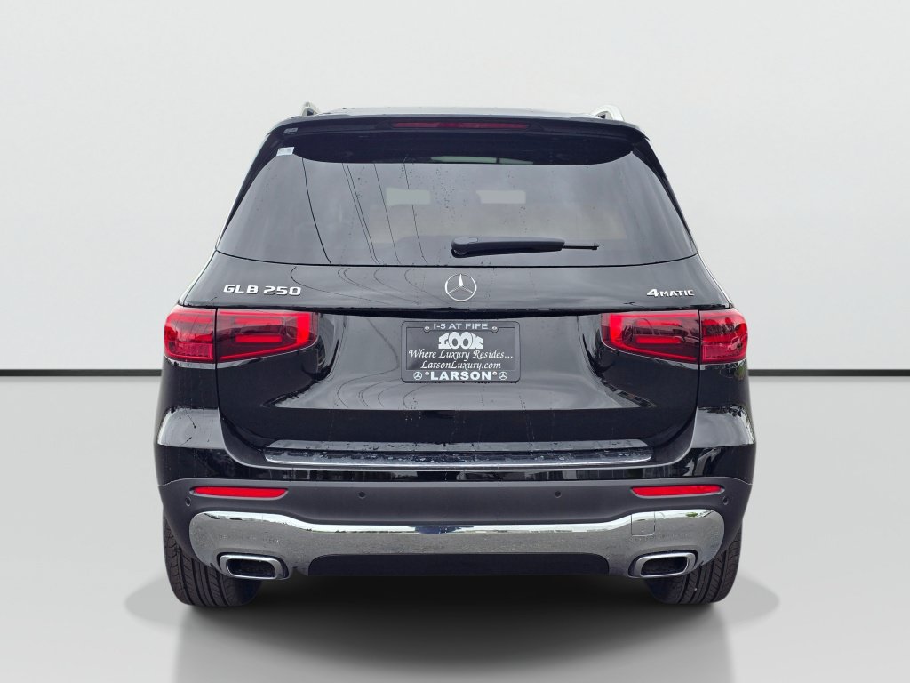 New 2026 Mercedes-Benz GLB 250 4MATIC image 5