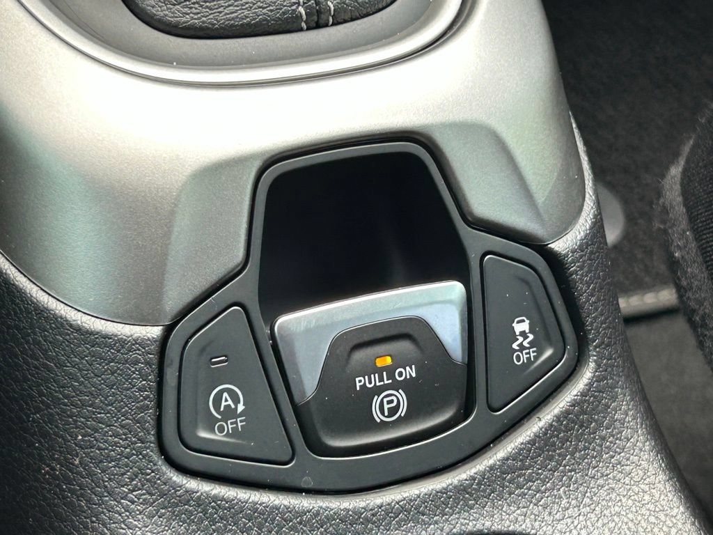 Used 2021 Jeep Compass Latitude FWD image 48