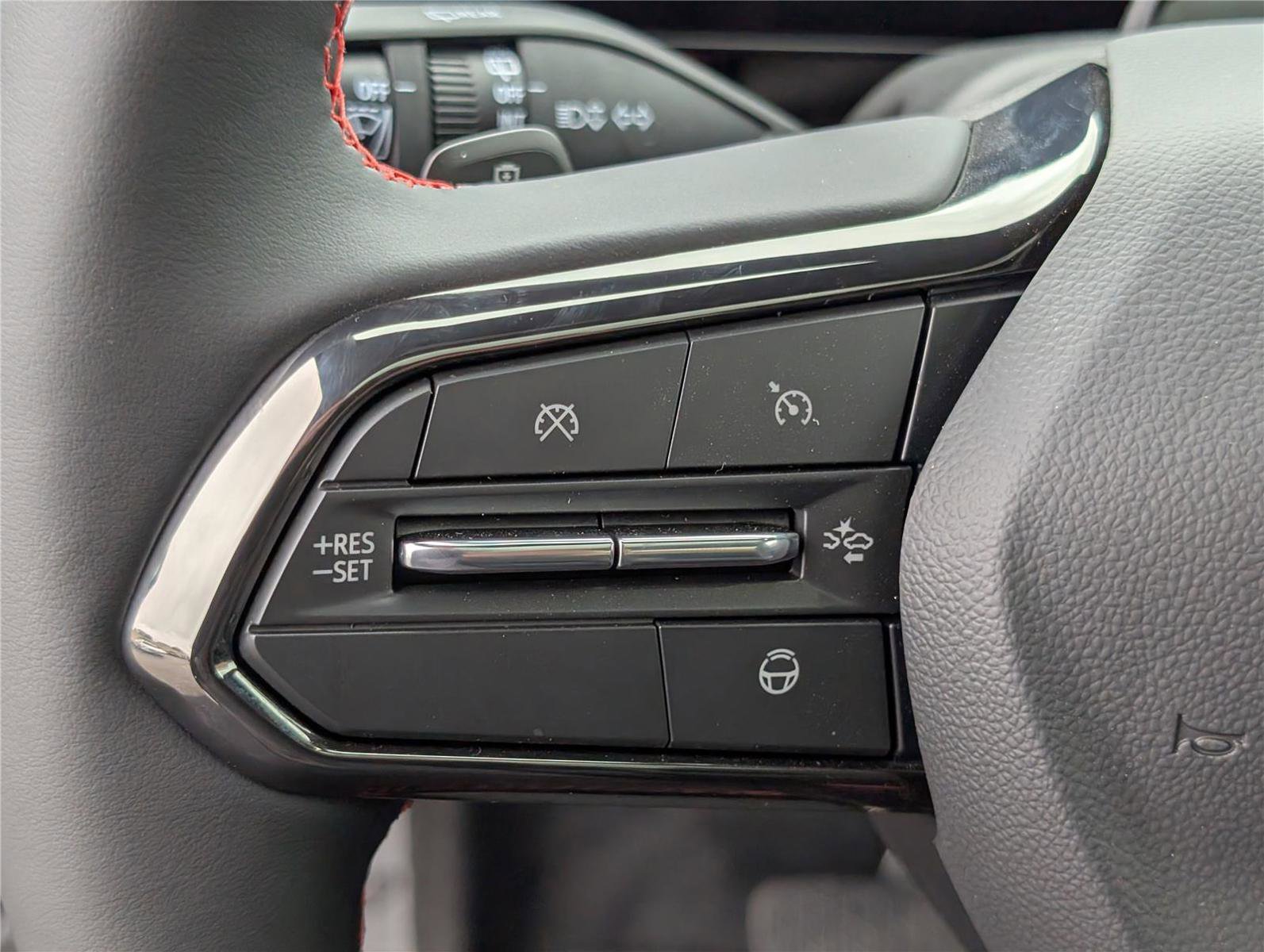 New 2026 Chevrolet Blazer EV RS w/ Super Cruise Package image 18