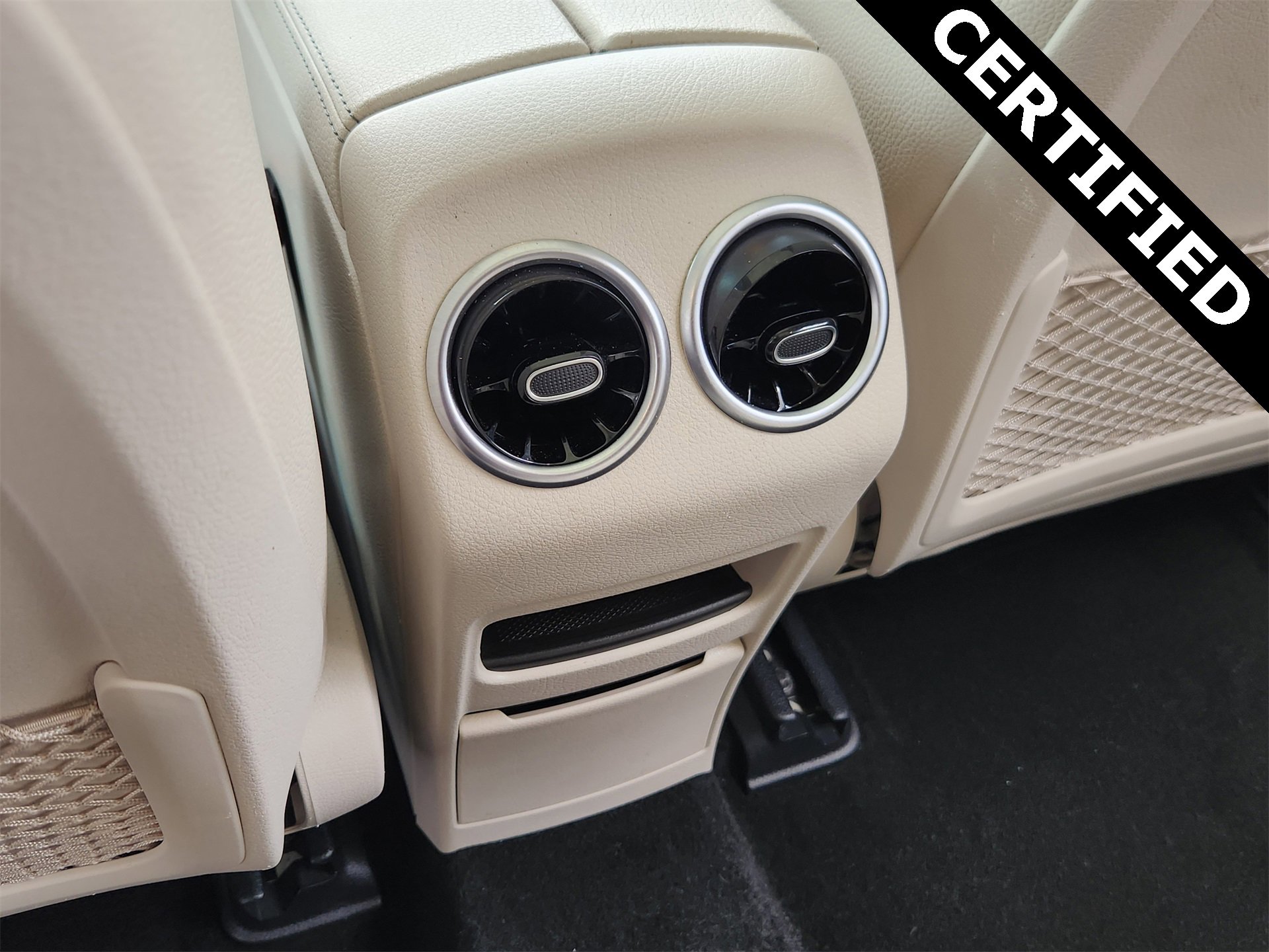 Certified 2022 Mercedes-Benz EQB 300 4MATIC image 29