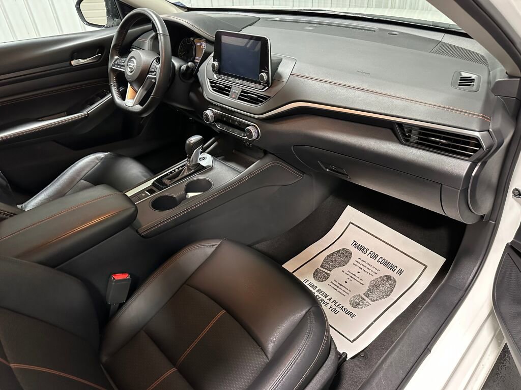 Used 2021 Nissan Altima 2.5 SR AWD/4WD image 7
