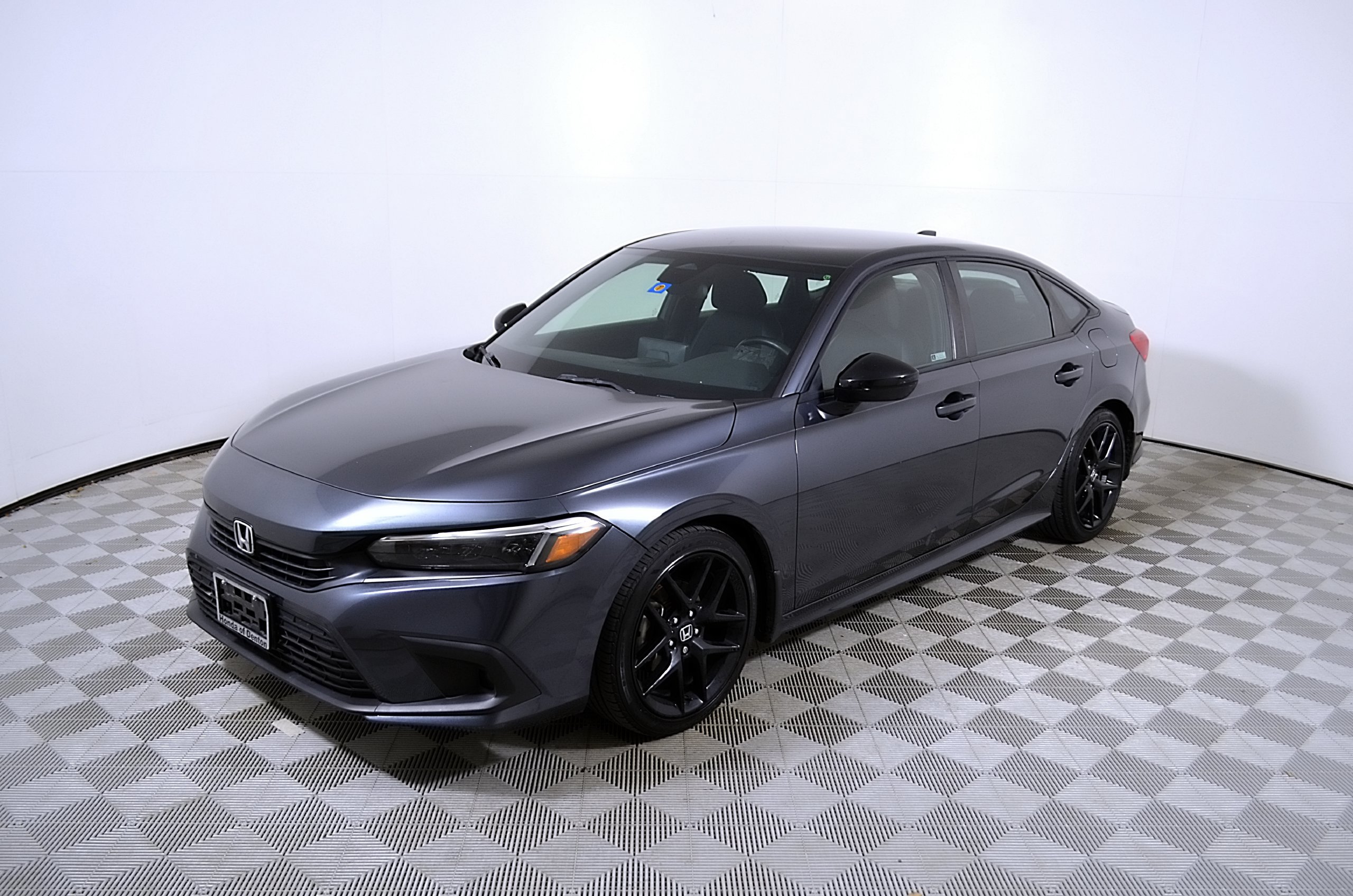 Used 2024 Honda Civic Sport image 3