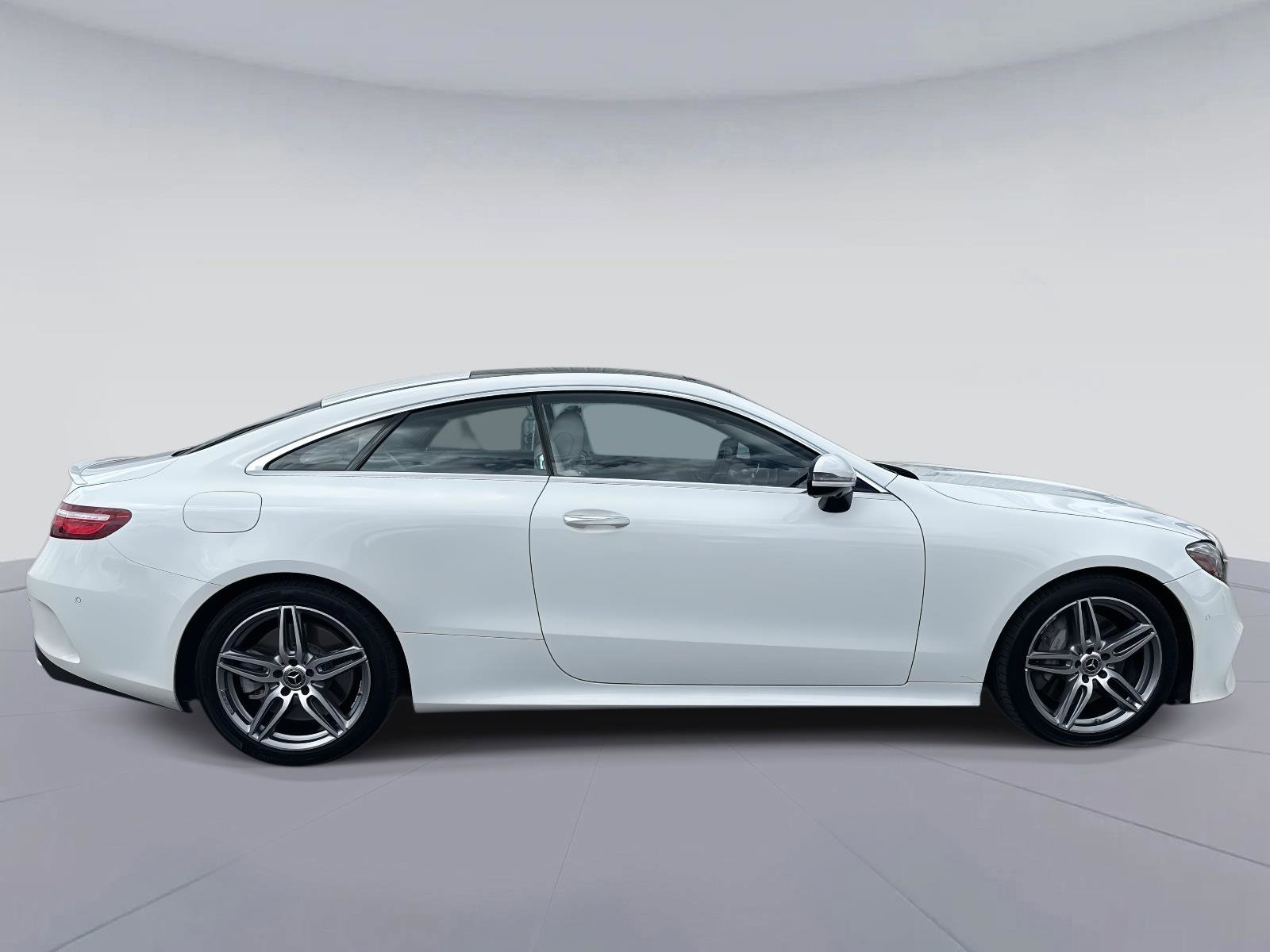 Used 2019 Mercedes-Benz E 450 Coupe image 2