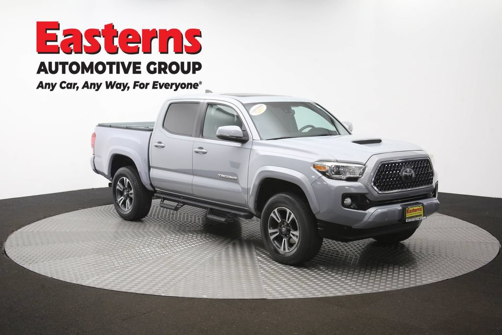 Used 2018 Toyota Tacoma TRD Sport AWD/4WD image 52