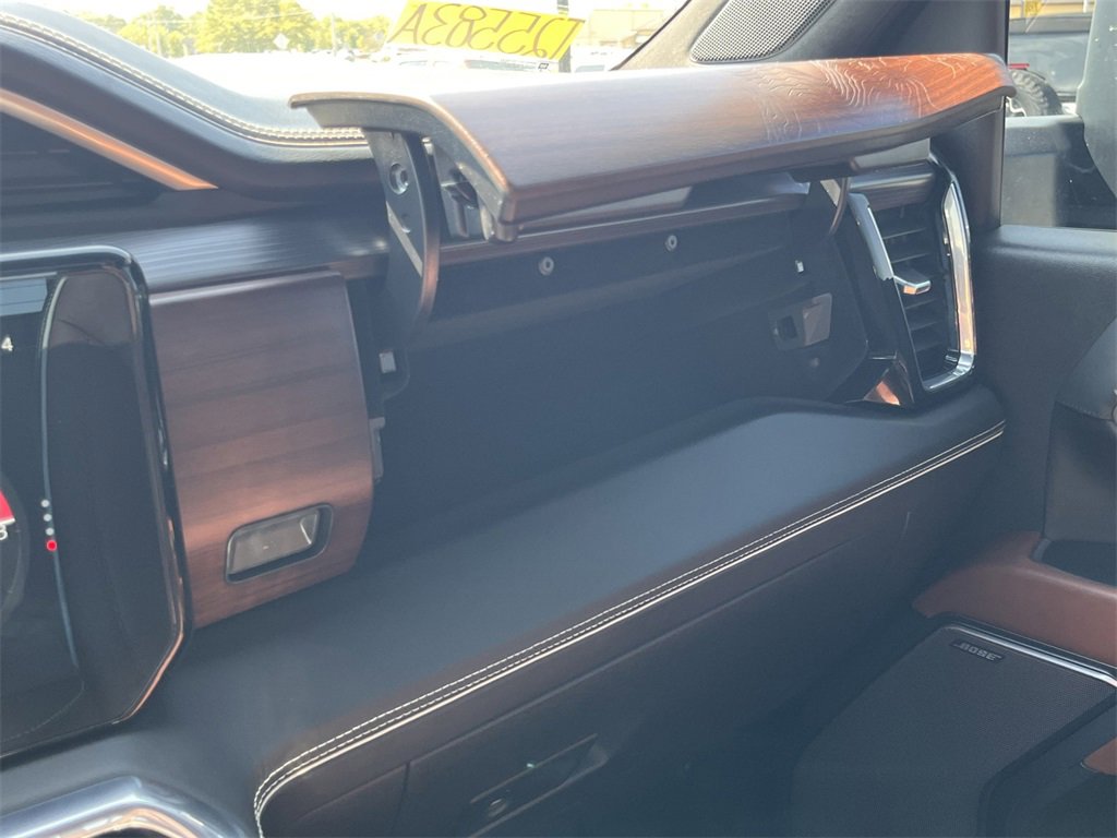Used 2024 GMC Sierra 3500 Denali Ultimate image 40
