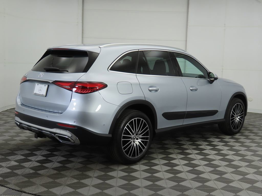 Certified 2025 Mercedes-Benz GLC 300 image 5