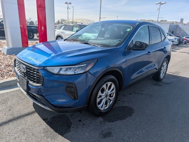 Used 2023 Ford Escape Active image 2