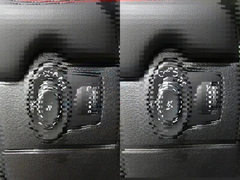 Used 2023 Dodge Durango GT image 31