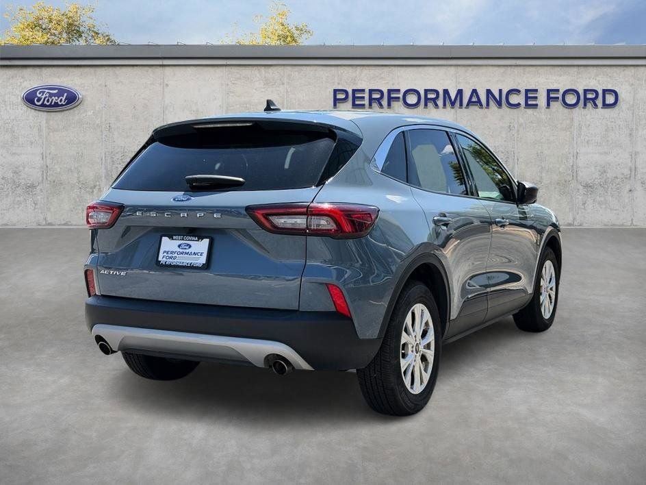 Used 2024 Ford Escape Active FWD image 9