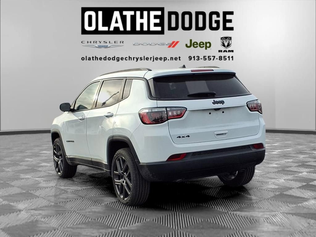 New 2026 Jeep Compass Latitude image 3