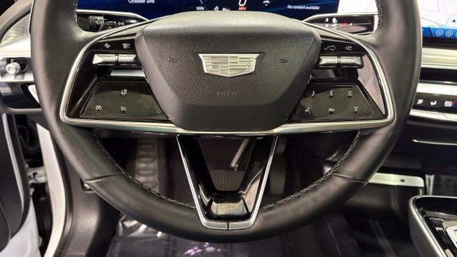 Used 2025 Cadillac Lyriq Luxury AWD/4WD image 35
