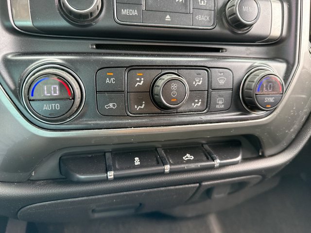 Used 2018 Chevrolet Silverado 1500 LT w/ All Star Edition RWD image 19