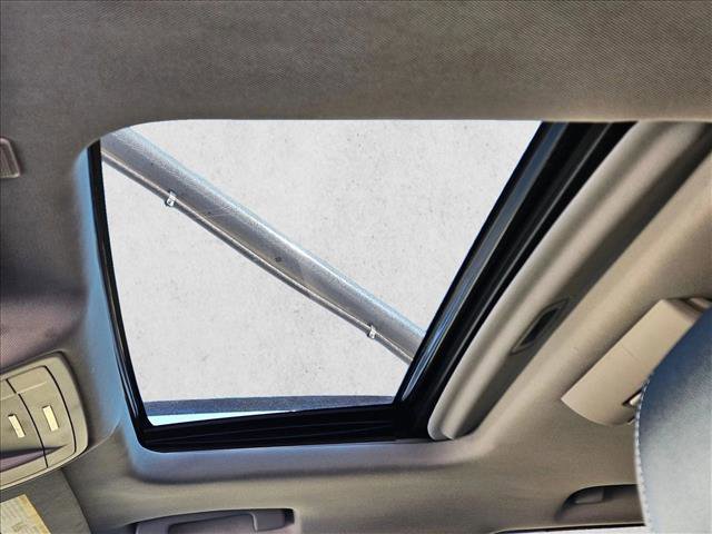 Used 2018 Chevrolet Tahoe LT image 16