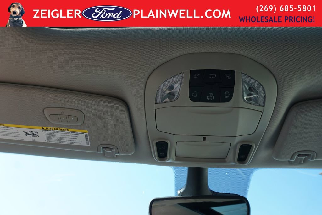 Used 2024 Chrysler Pacifica Limited FWD image 35