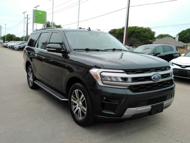 Used 2022 Ford Expedition XLT RWD image 4
