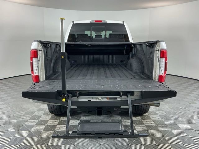 Used 2018 Ford F250 Lariat w/ Lariat Ultimate Package image 8