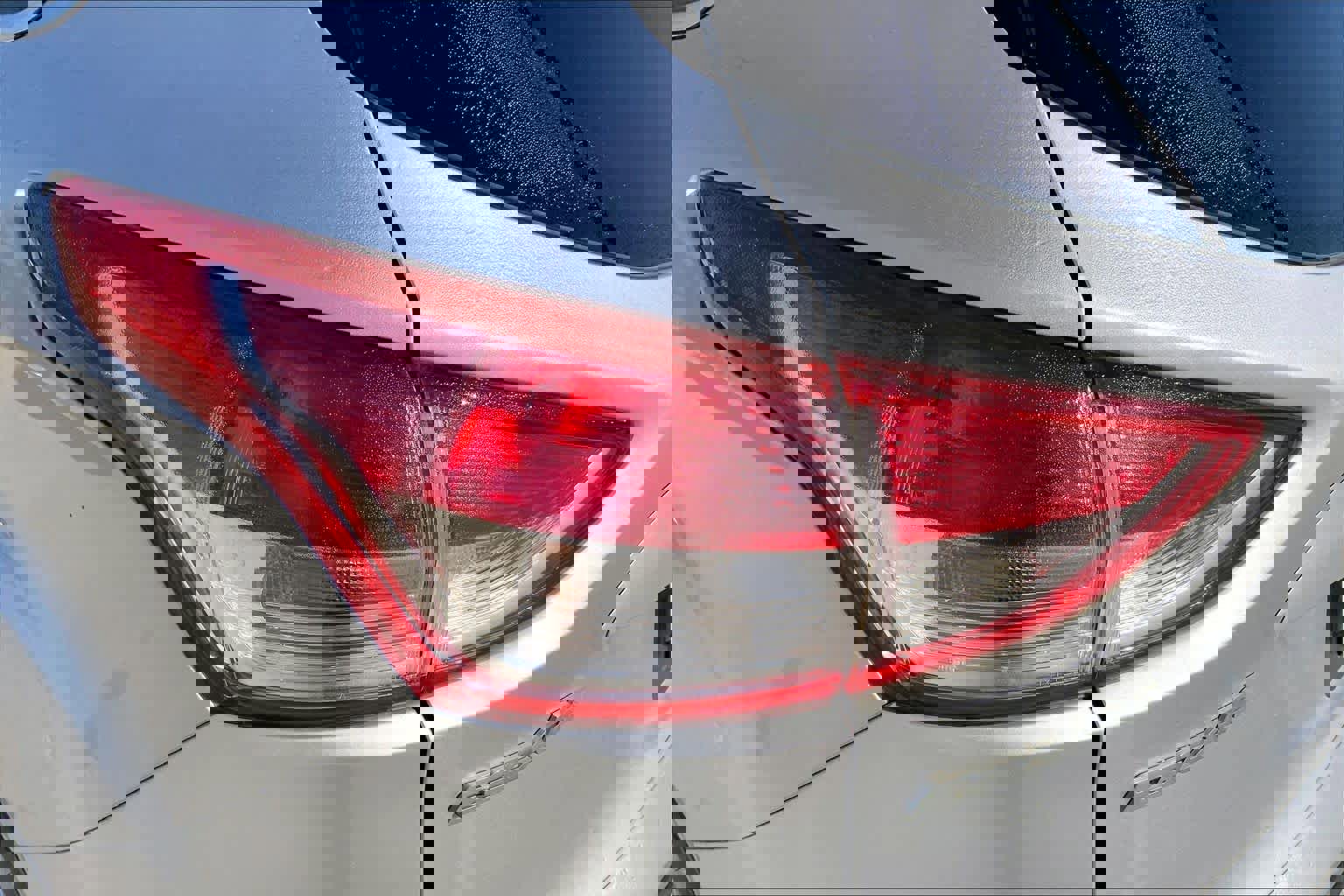 Used 2015 Ford Escape SE image 27