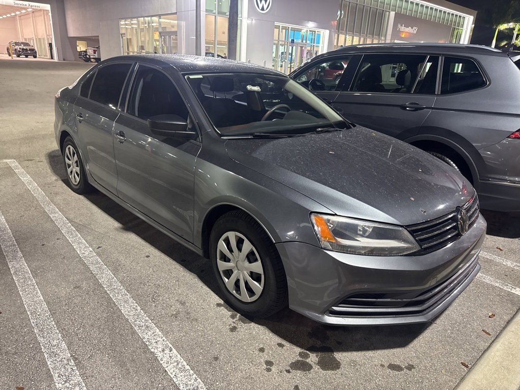 Used 2016 Volkswagen Jetta S image 1