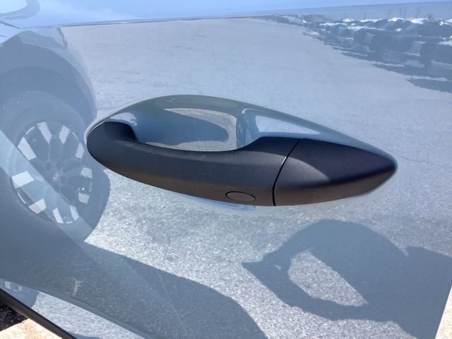 Certified 2025 Hyundai Santa Cruz SE FWD image 26