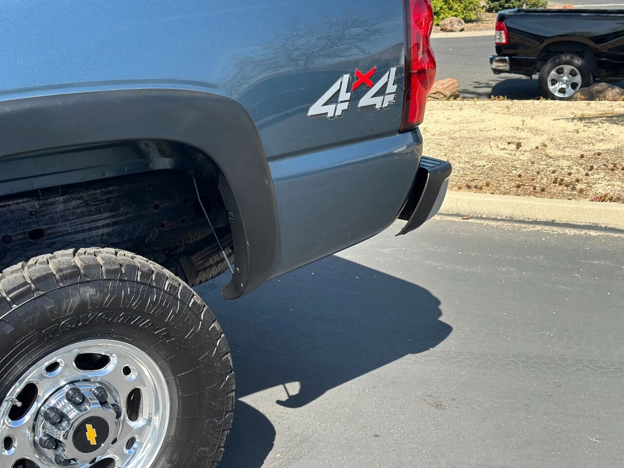 Used 2006 Chevrolet Silverado 3500 LT w/ Skid Plate Package AWD/4WD image 22