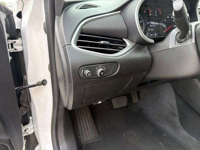 Used 2024 Chevrolet Malibu LT FWD image 22