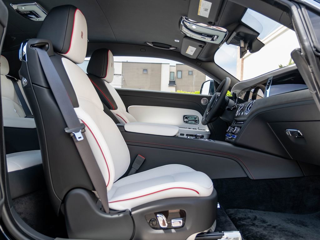 New 2026 Rolls-Royce Spectre image 10