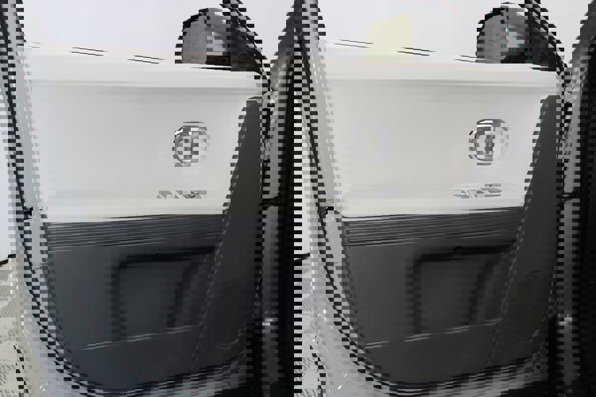 Used 2024 Hyundai Ioniq 5 SE image 6