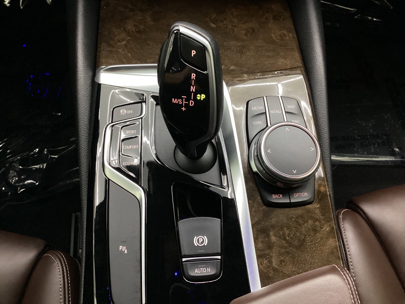 Used 2019 BMW 540i xDrive w/ Convenience Package image 36