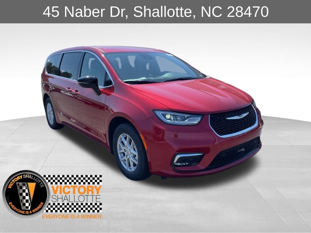 New 2026 Chrysler Pacifica Select video 1