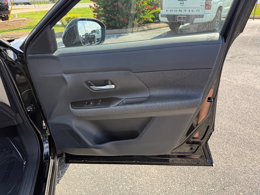 New 2026 Nissan Kicks SV w/ Cold Weather Package FWD image 20