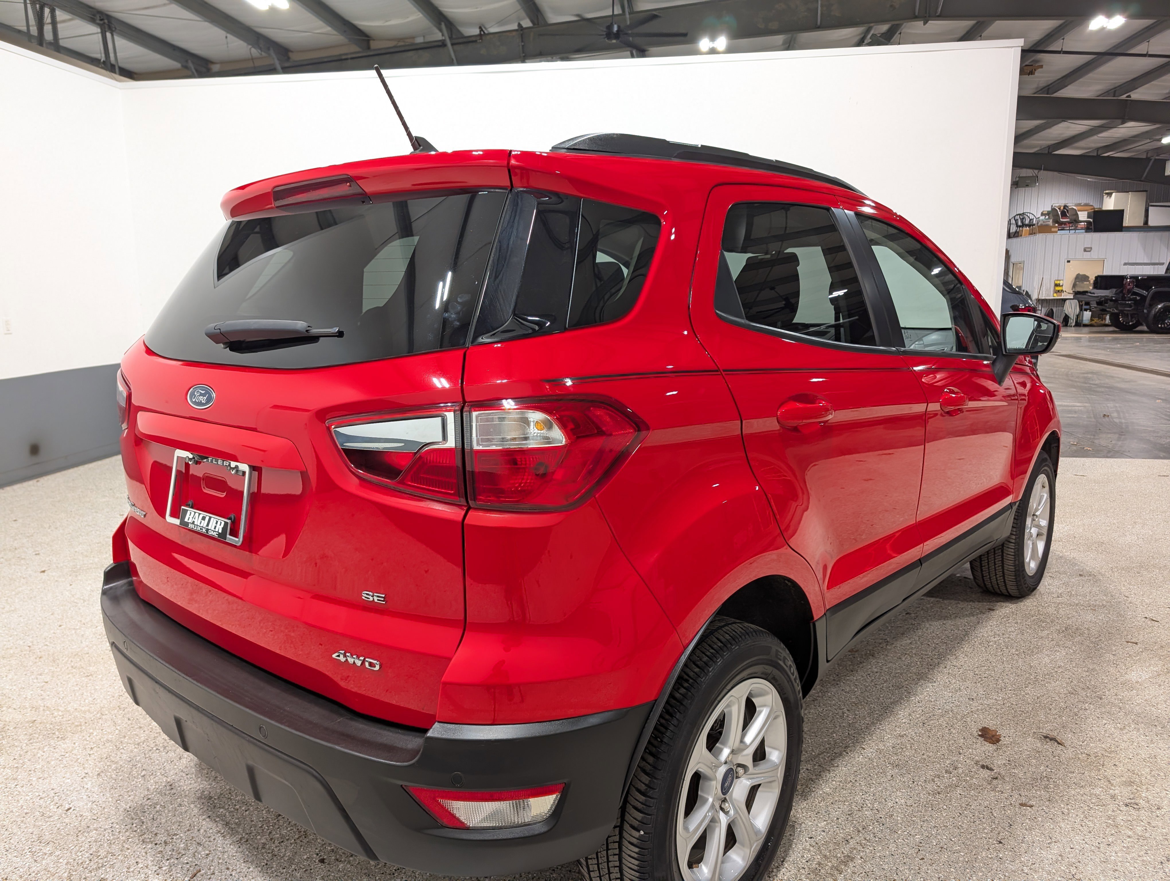 Used 2022 Ford EcoSport SE w/ Interior Protection Package image 3