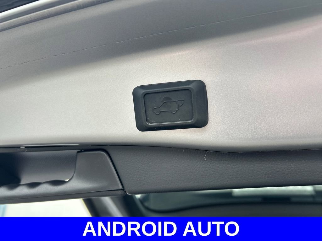 Used 2023 Toyota RAV4 XLE Premium image 14