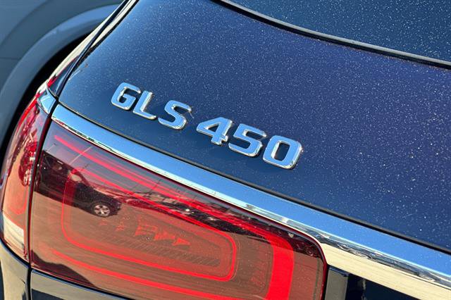 Used 2020 Mercedes-Benz GLS 450 4MATIC image 34