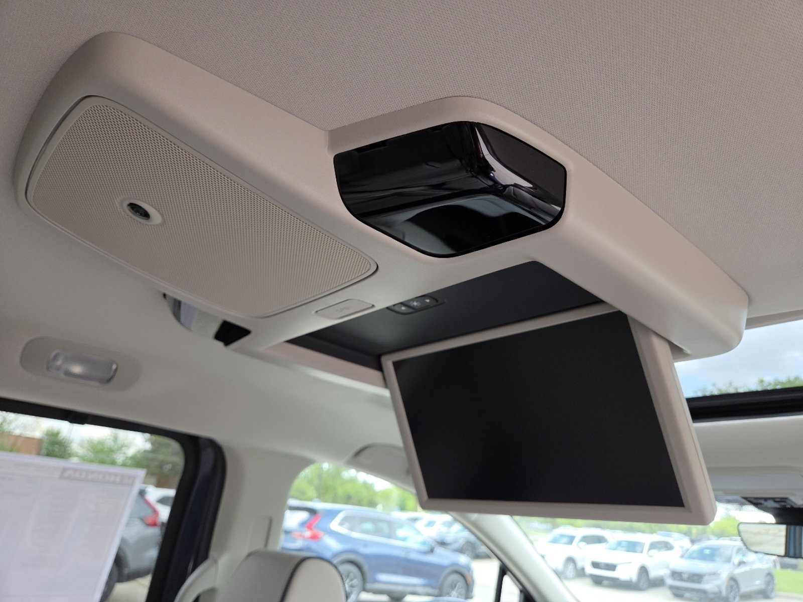 New 2026 Honda Odyssey Touring image 23