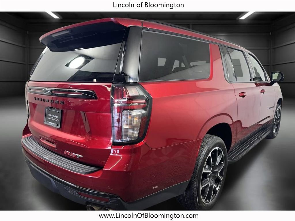 Used 2023 Chevrolet Suburban RST w/ Sport Performance Package AWD/4WD image 7