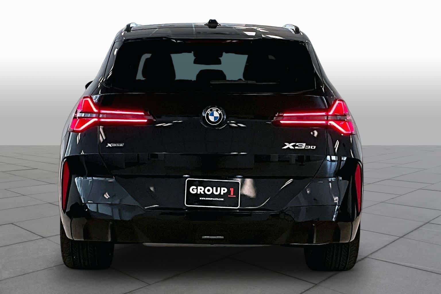 Used 2025 BMW X3 xDrive30i w/ M Sport Package AWD/4WD image 4