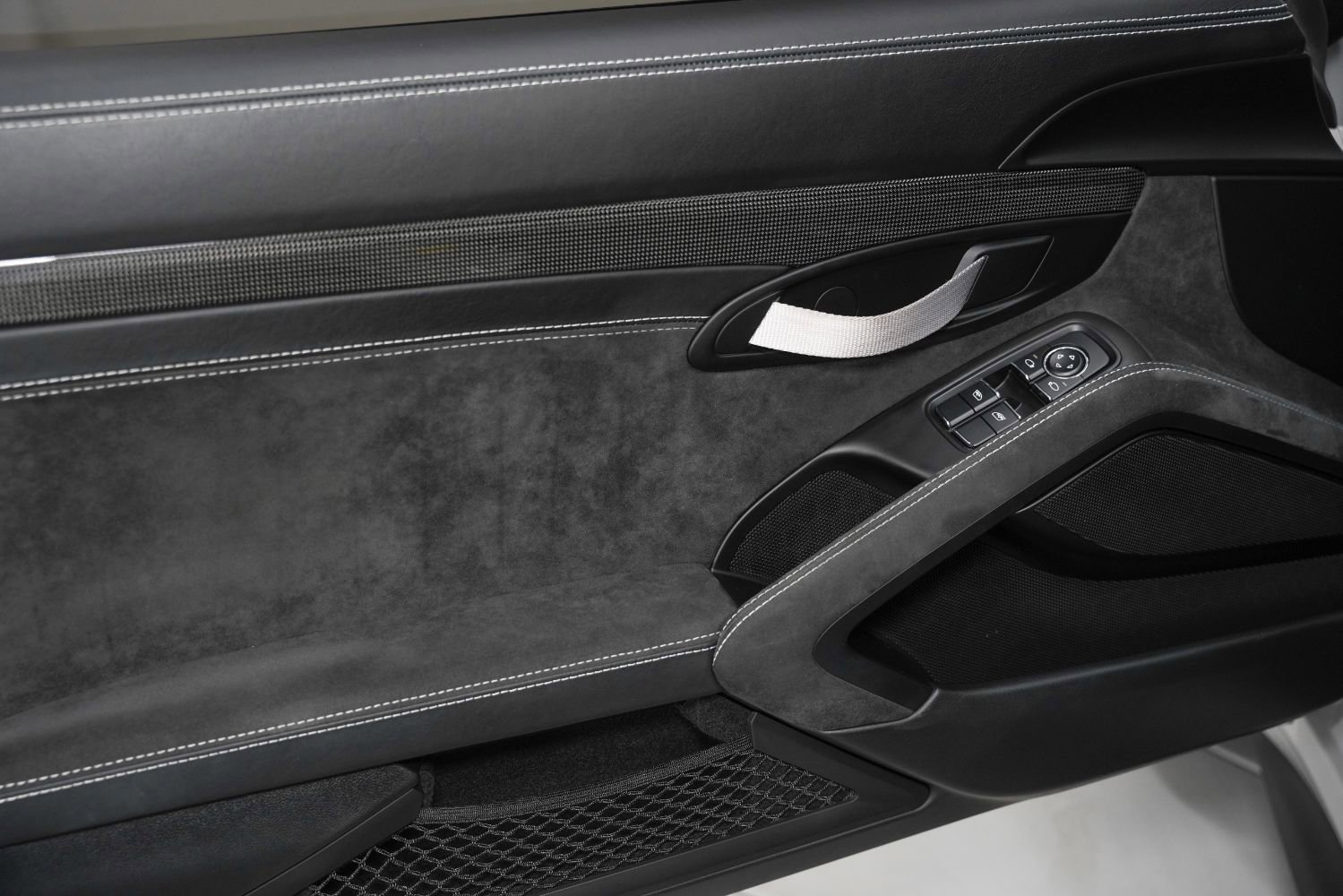 Used 2019 Porsche 911 GT3 RS RWD image 38