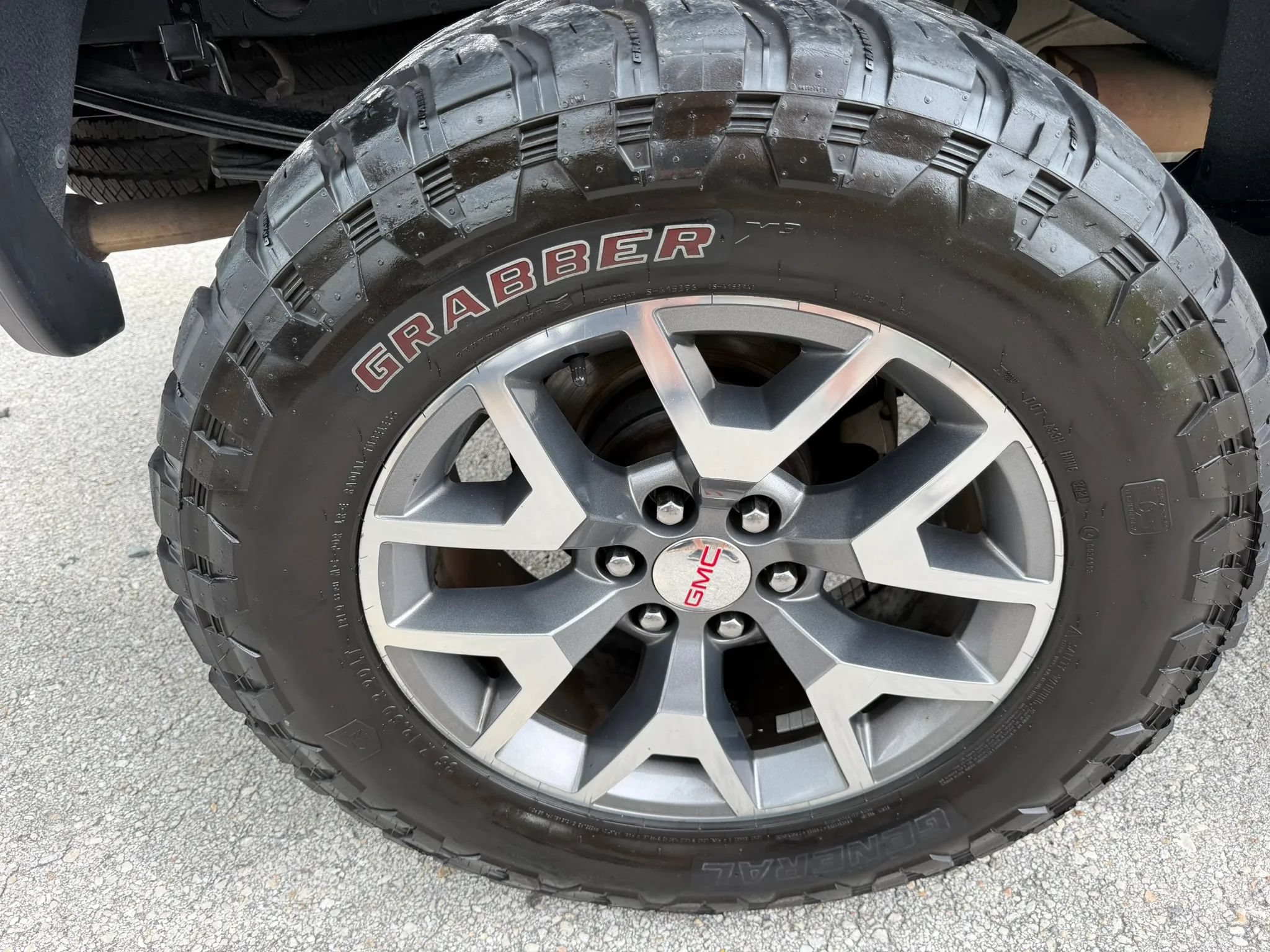 Used 2016 GMC Sierra 1500 SLT w/ All-Terrain Package AWD/4WD image 44