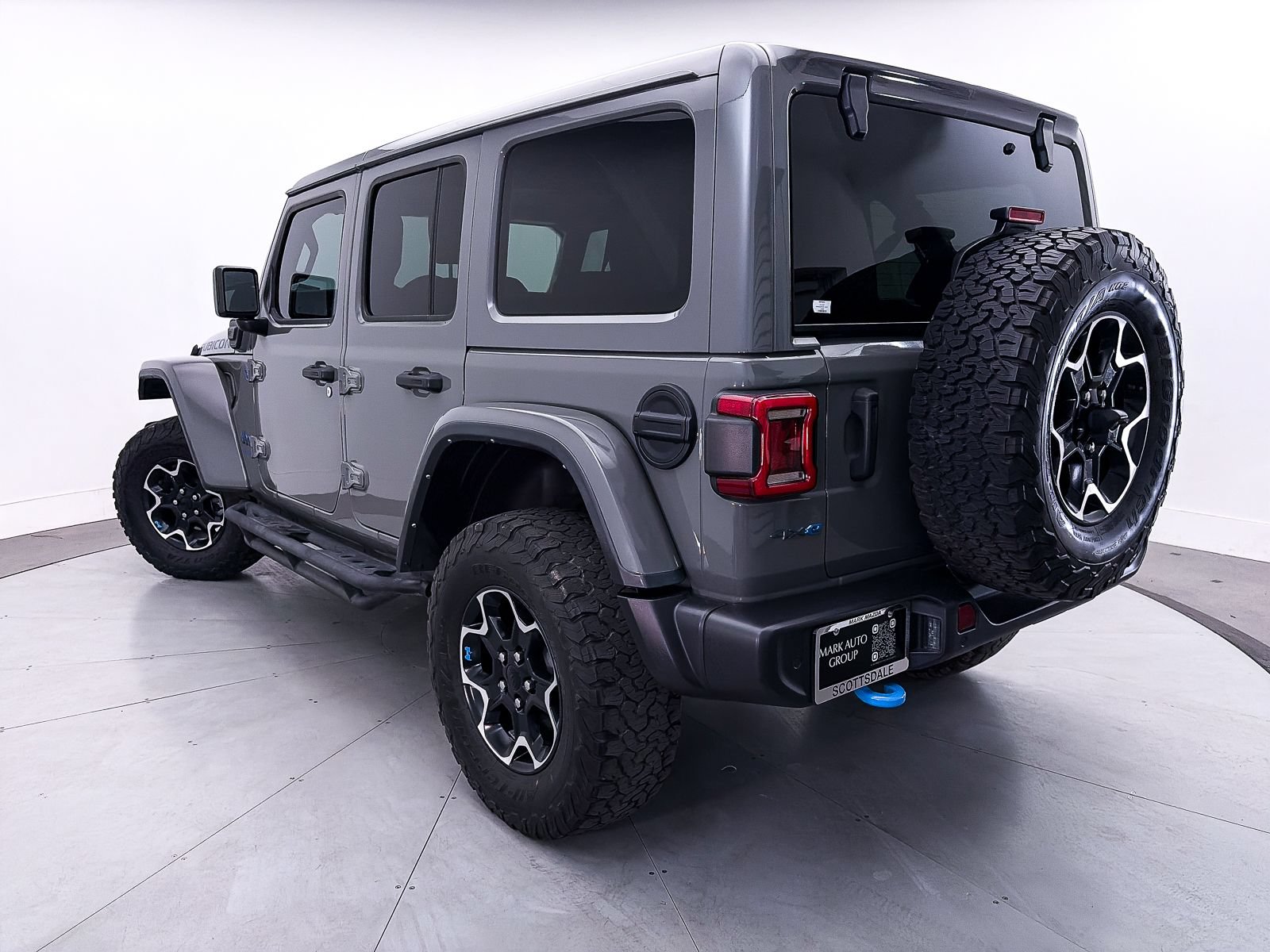 Used 2022 Jeep Wrangler Unlimited Rubicon 4xe w/ Safety Group AWD/4WD image 2