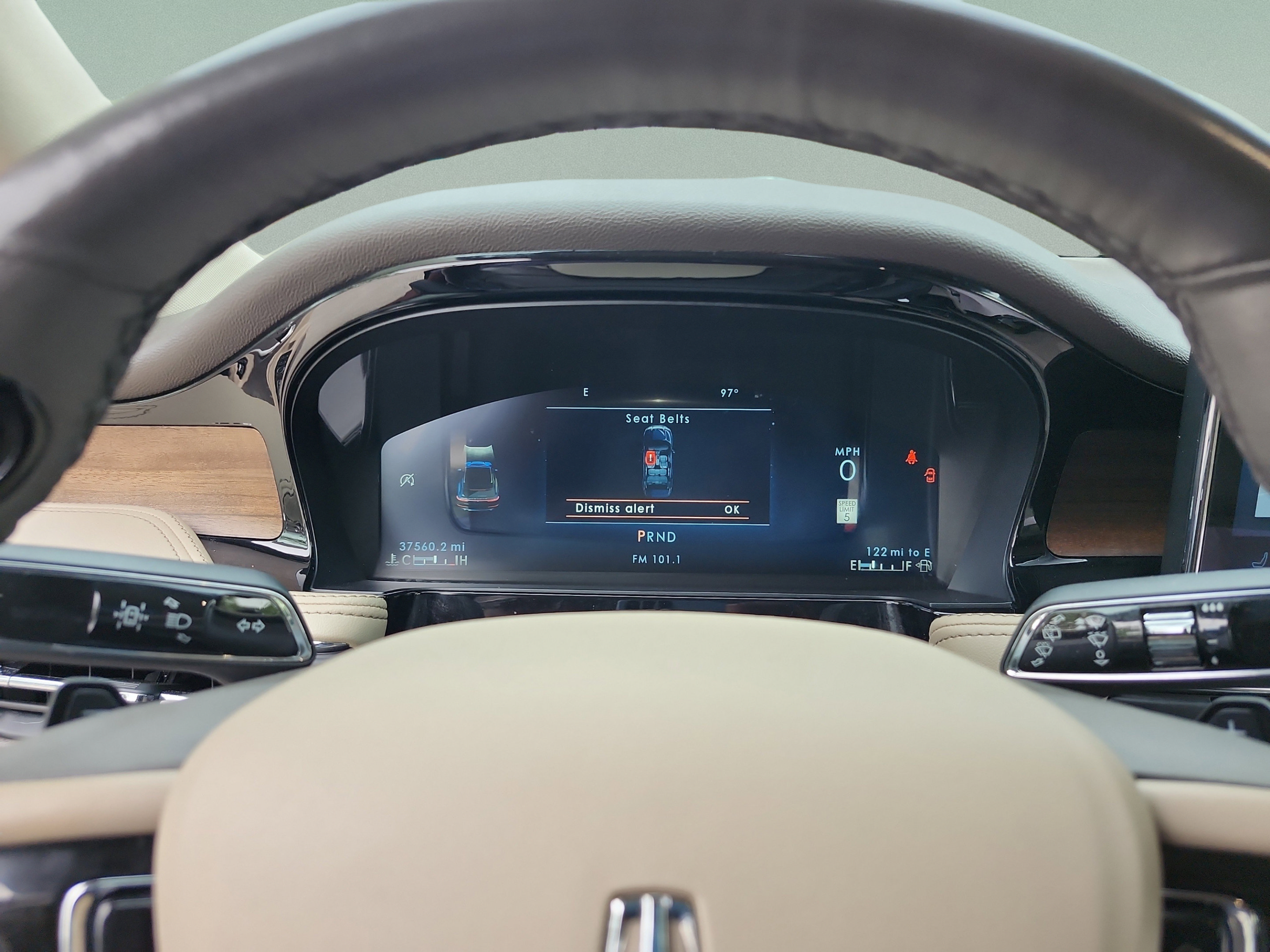 Used 2023 Lincoln Corsair Reserve FWD image 9