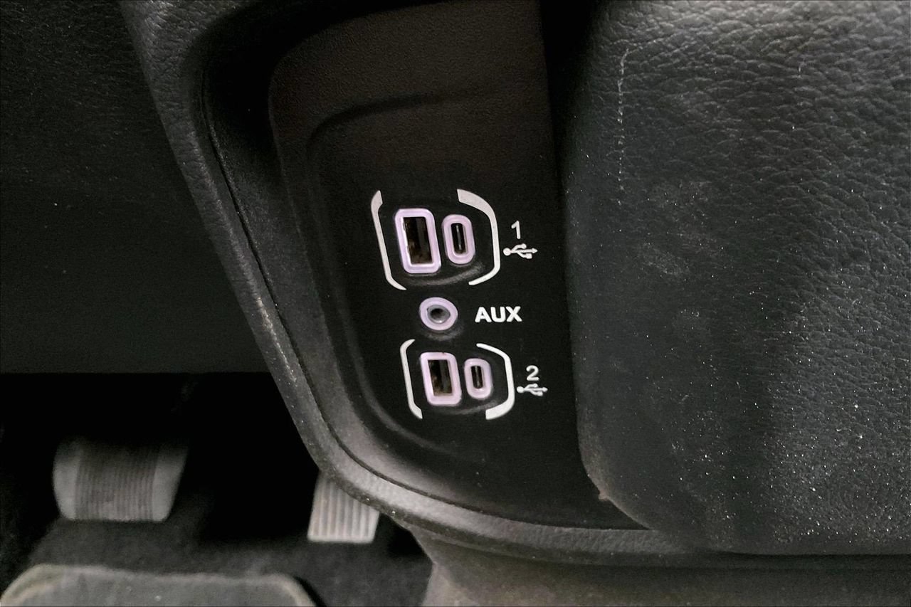 Used 2025 RAM 1500 Big Horn AWD/4WD image 17