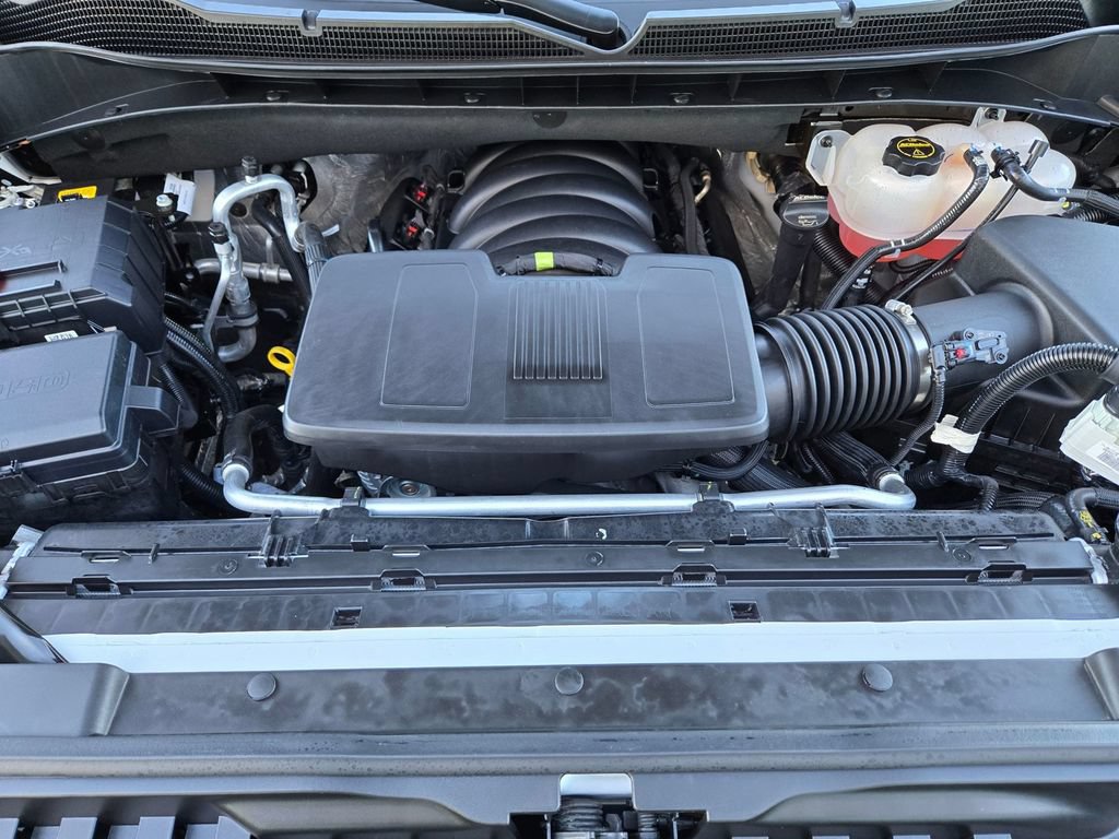 Used 2025 Chevrolet Silverado 1500 ZR2 w/ Technology Package AWD/4WD image 14