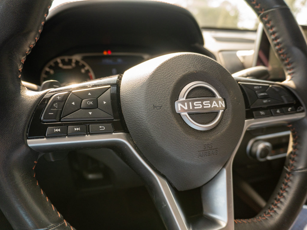 Used 2025 Nissan Altima 2.5 SR FWD image 31